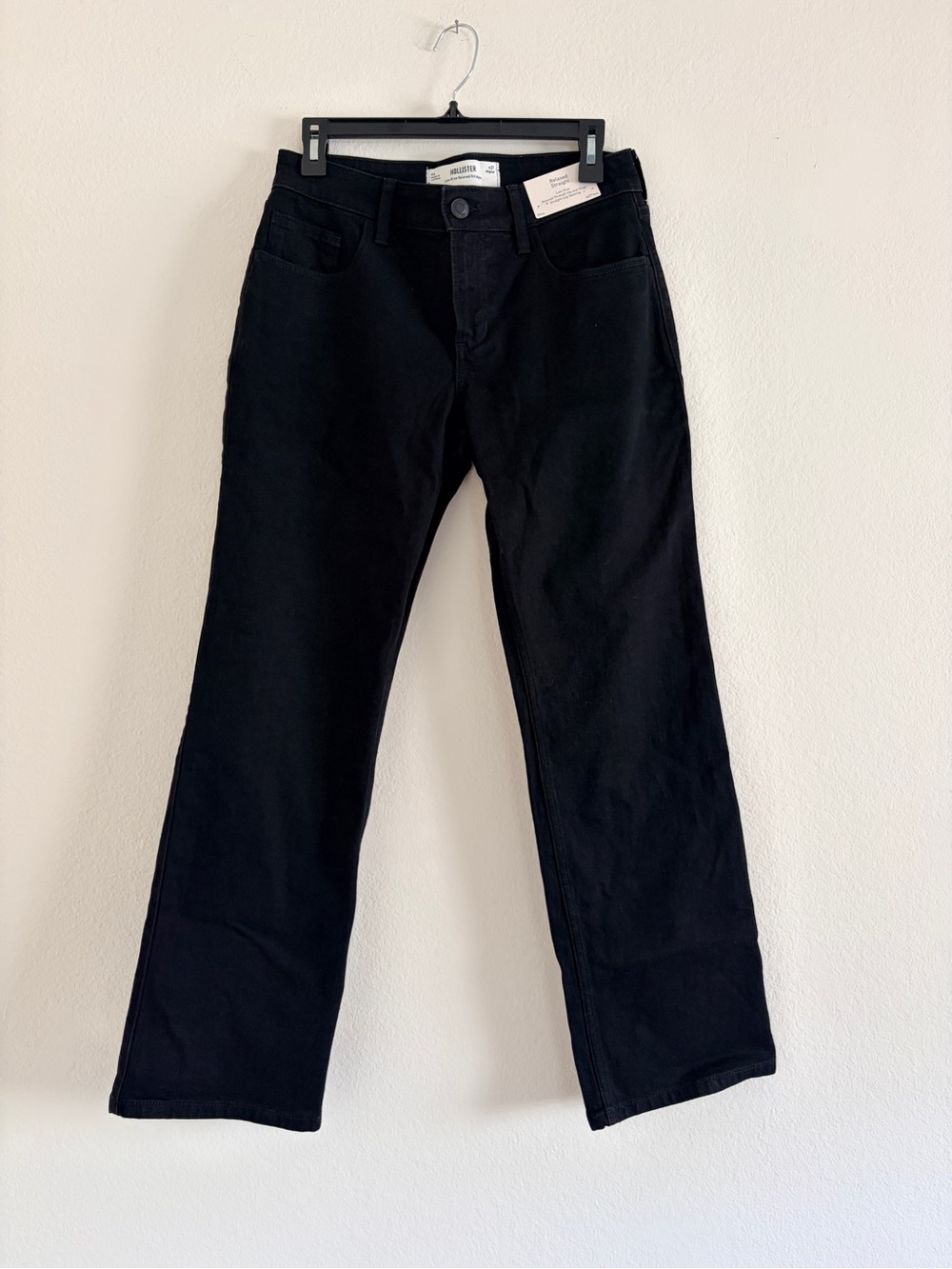 Hollister Low Rise Relaxed Straight-Leg Jeans - Black